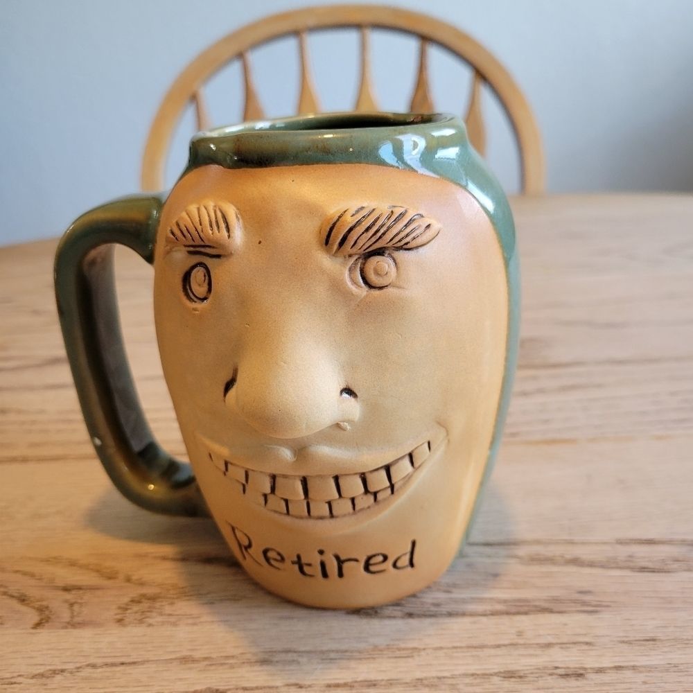Booty Jugs About Face Retired mug